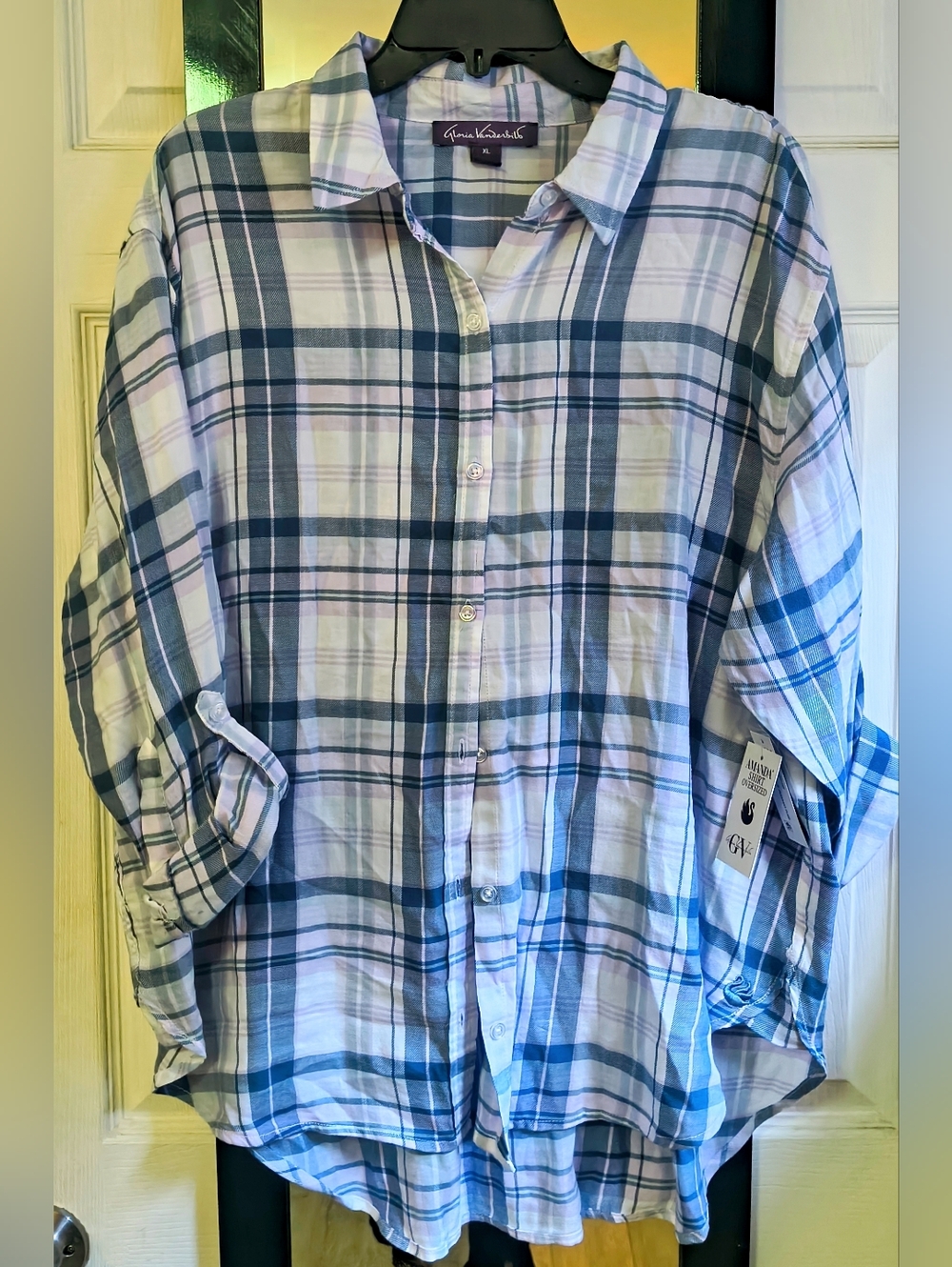 NWT Lightweight White And Blue Button-up